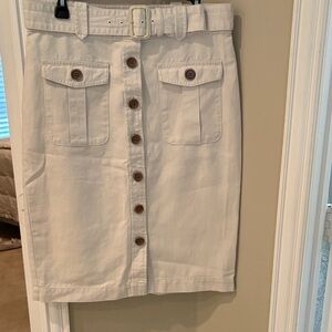 Classic Button-Front Cream Utility Skirt with Belt